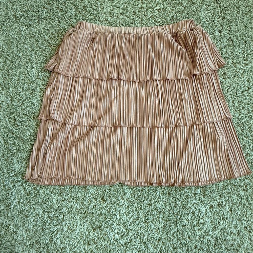 Metallic Tiered Pleated Skater Skirt in Rose Gold